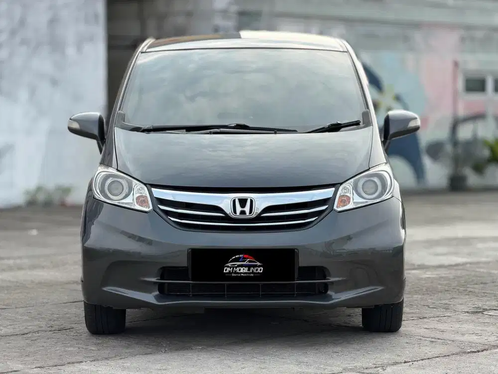 Honda Freed E PSD AT 2012 !! Type paling tinggi !! good condition!