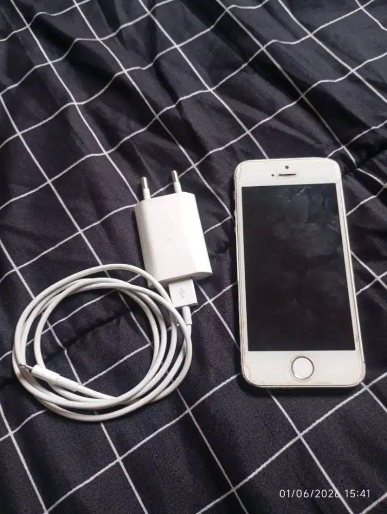 Apple Iphone 5s 16GB IBOX PA/A Minus Kamera Belakang Mati