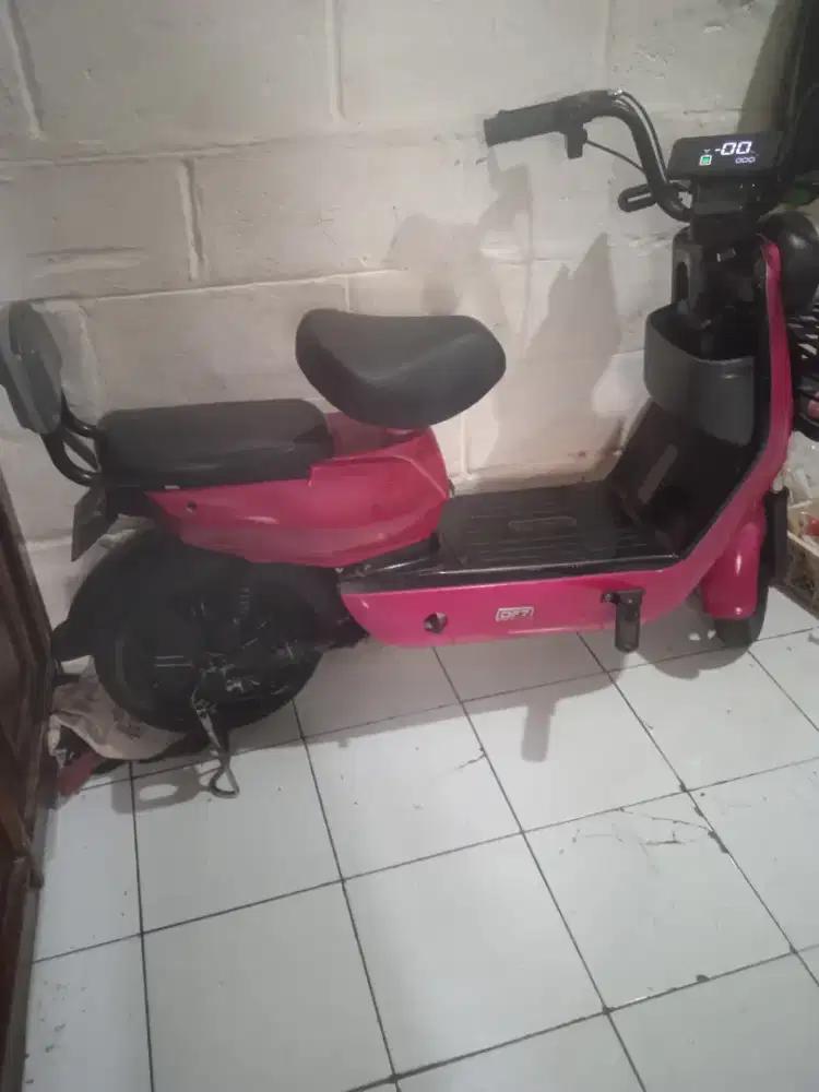 Sepeda listrik Uwinfly DF7