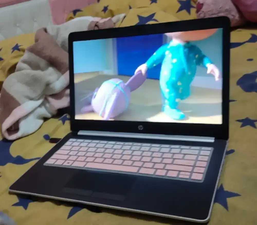Laptop HP 14 amd e2-9000e ram 4gb ssd 256gb