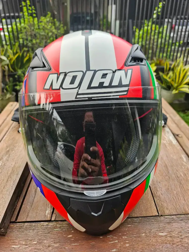 JUAL HELM NOLAN CASEY STONER