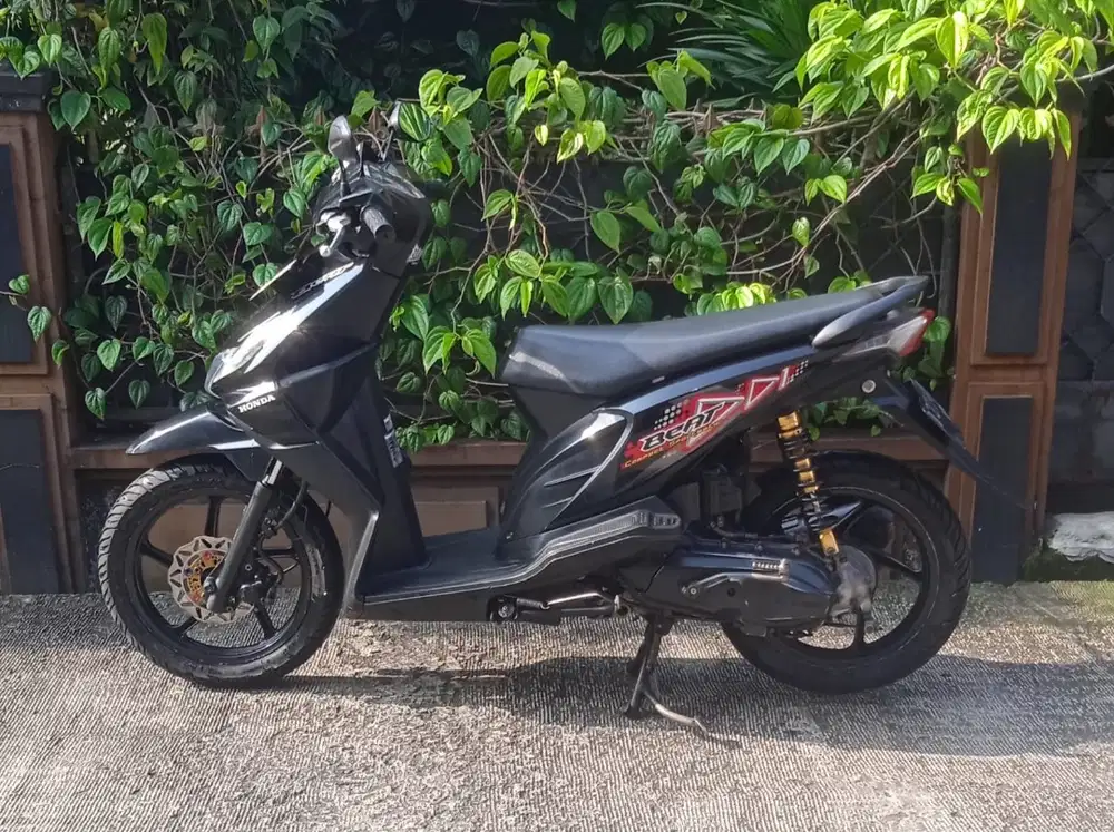 Forsale honda beat 2011