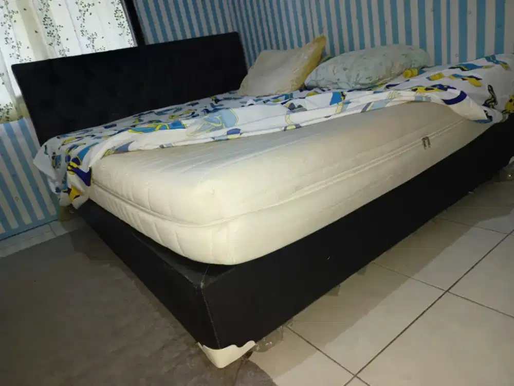 DIJUAL CEPAT KASUR DAN DIPAN