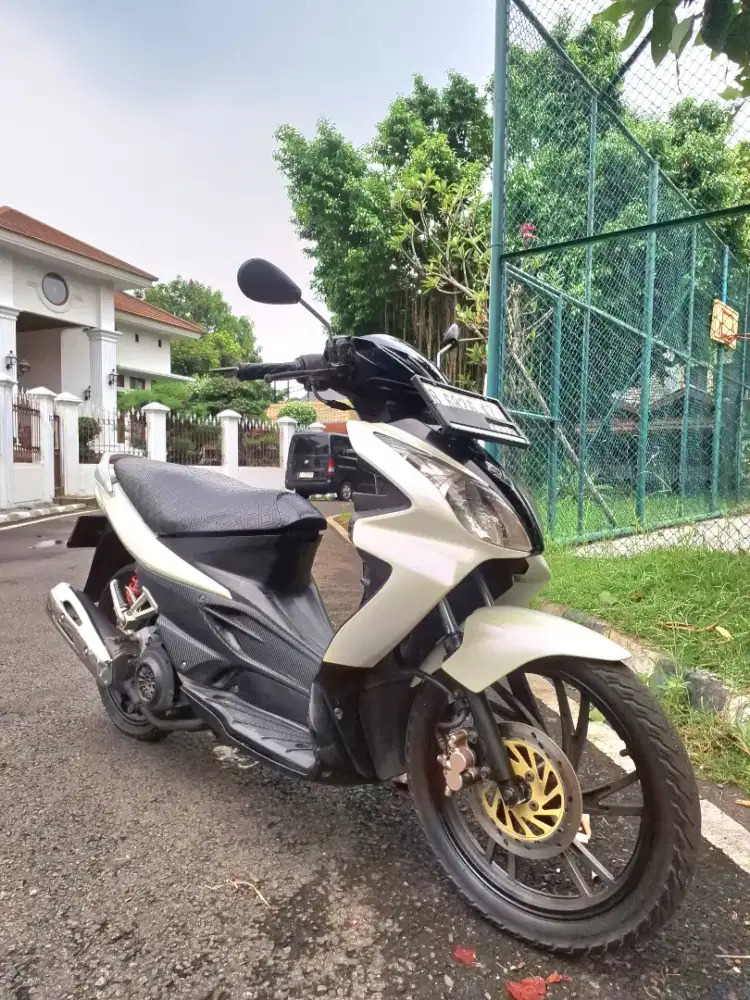 Suzuki Skywave 2011 body komplit mulus suap pakai