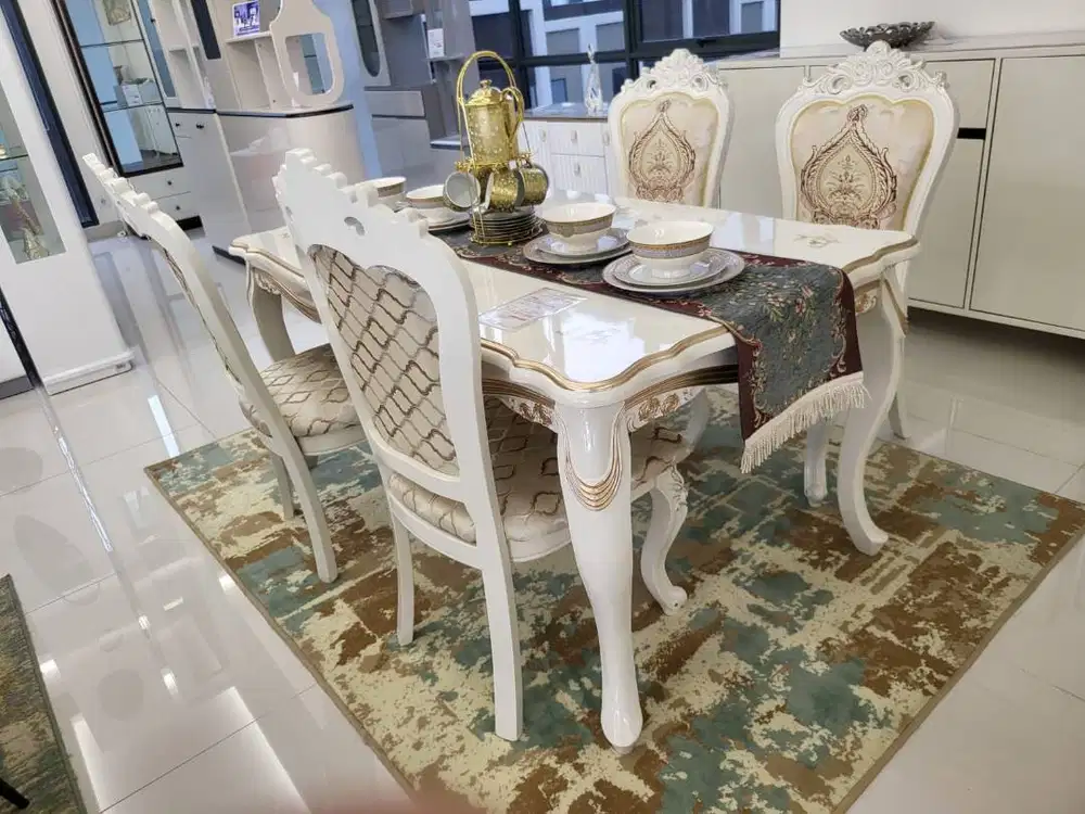 Set Meja Makan Mewah Marianna + 4 Kursi Chandra Karya BARU