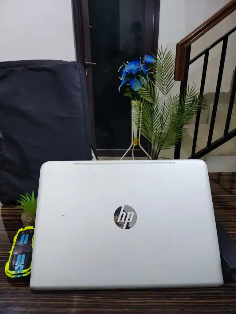 LAPTOP HP ENVY 13-F24 CORE i7 SSD LAYAR QHD+Superslim