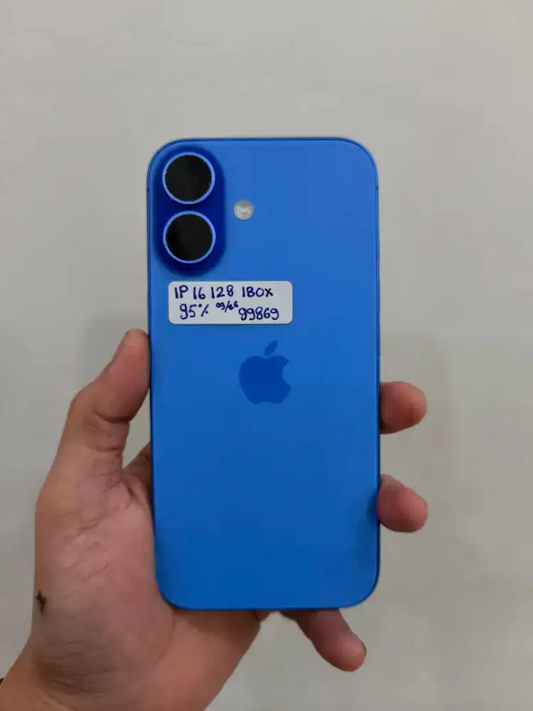 iPhone 16 basic 128 ultramarine