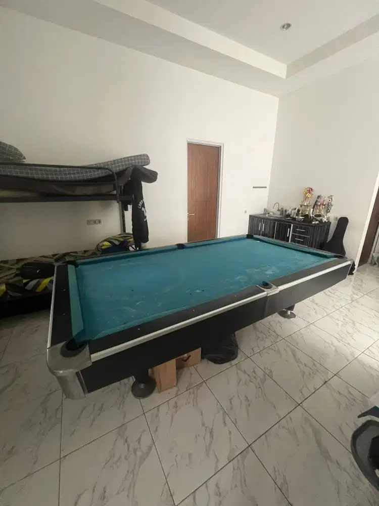 Meja Billiard  9 Feet Kondisi seadanya