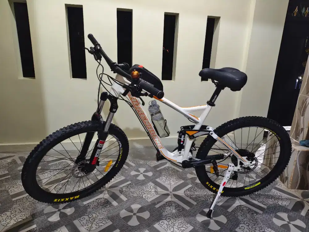 Sepeda adrenalin xc26 full upgrade