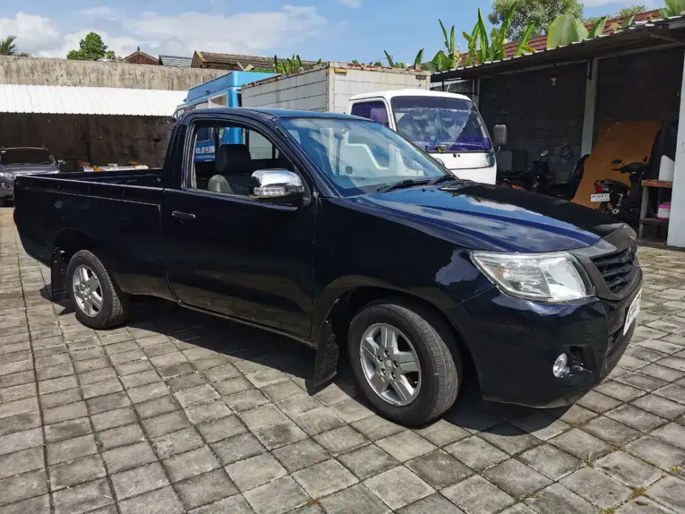 hilux pick up 2.5 L diesel 2014 AB