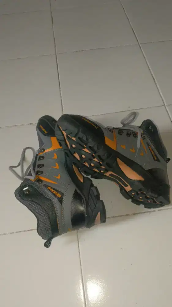 Jual Sepatu Gunung