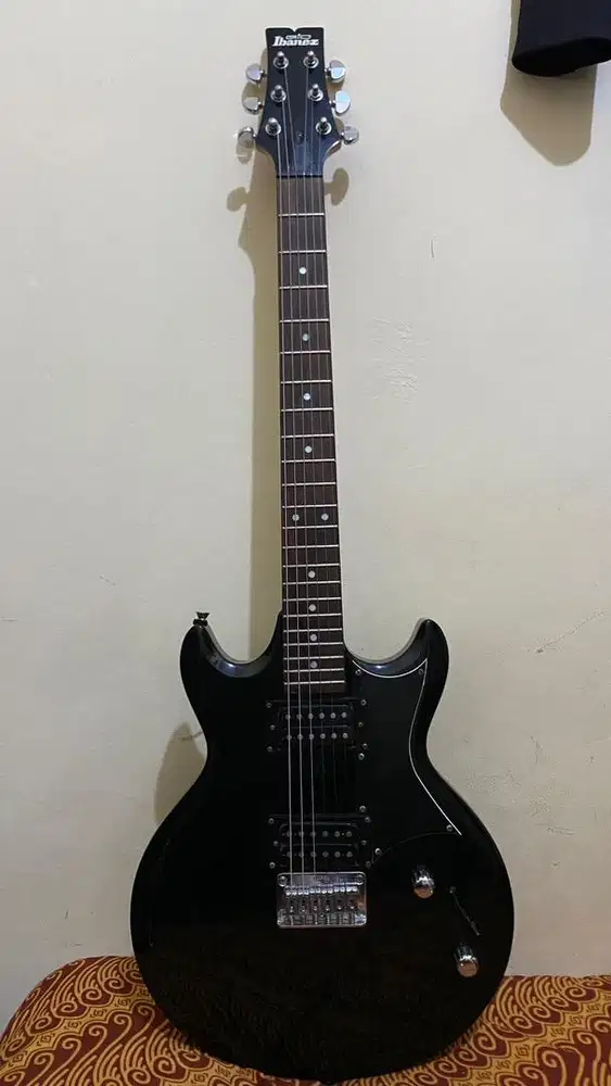 Gitar ibanez gio gax30