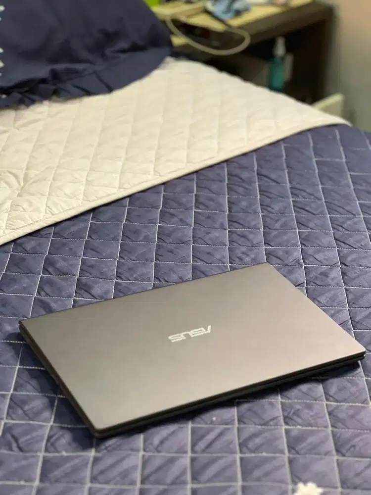 LAPTOP ASUS VIVOBOOK M415DA RYZEN 3 3250U RAM 8GB SSD 512 GB
