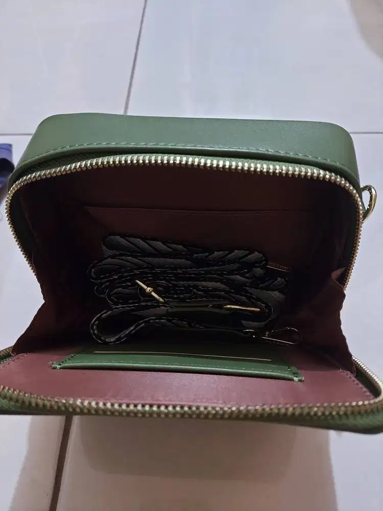 Tas Tiny Tan hijau