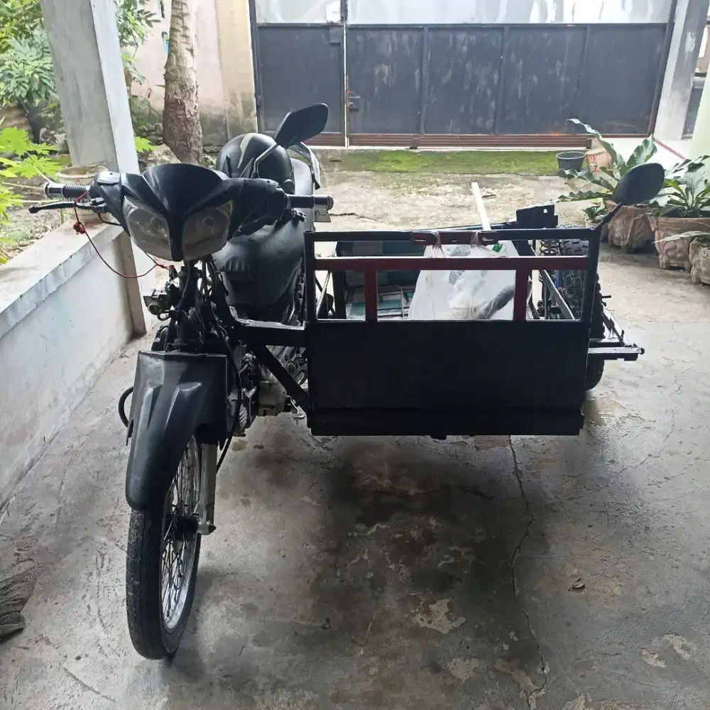 Motor Becak Jupiter Z