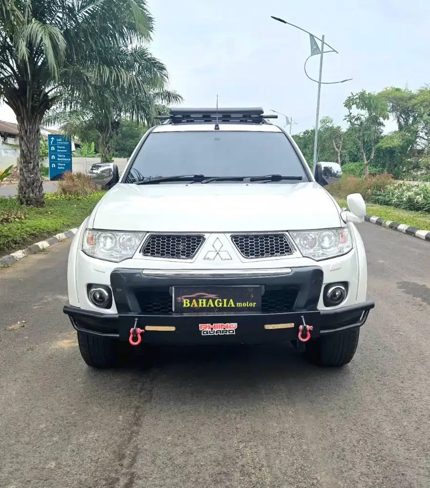 (Barcode Ada. Ex Dokter) Pajero Dakar 2012 Matic Putih L Tg1 Fortuner