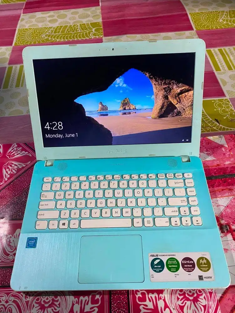ASUS x451s for sale!