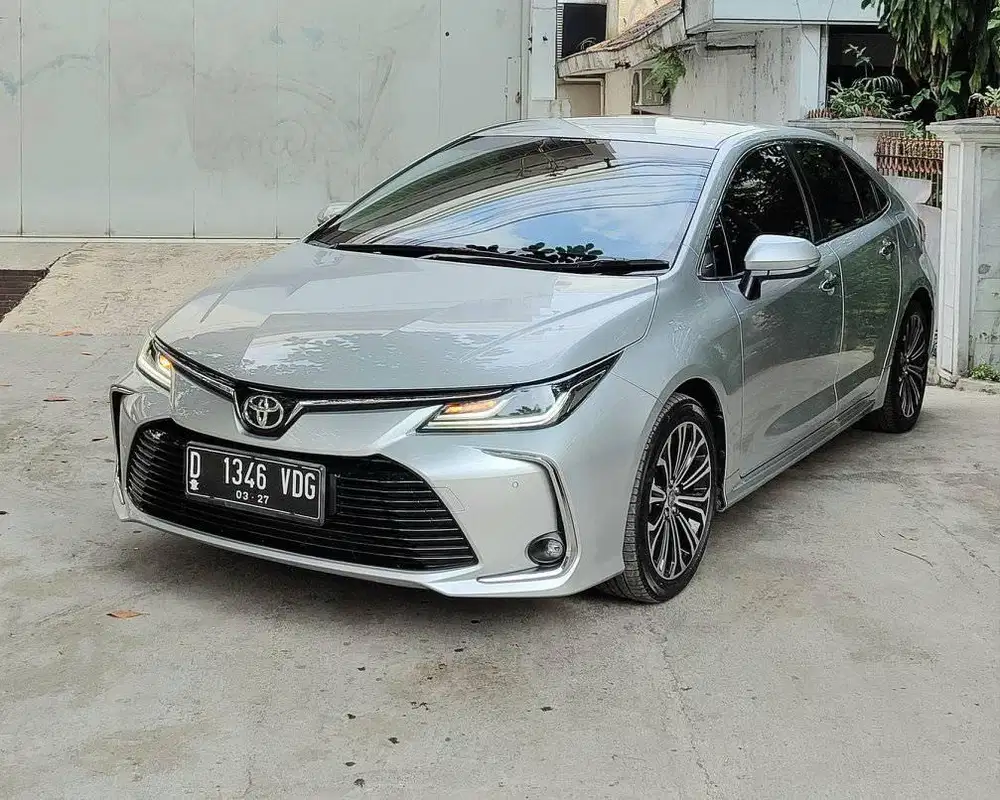 New COROLLA ALTIS  V 1.8 AT 2021/2022 LowKM 19rb RECORD TOYOTA BANDUNG