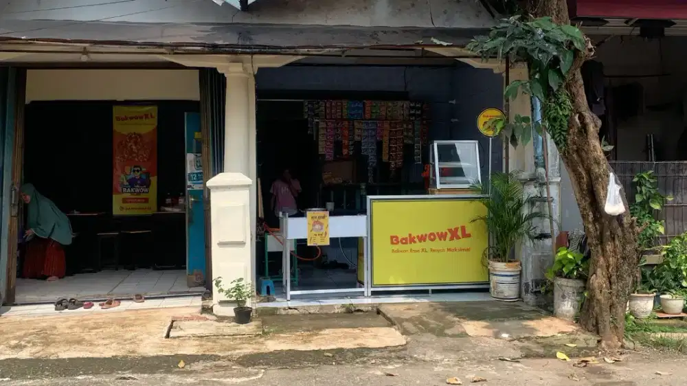 Rumah Pinggir Jalan + Kios dekat Pemda Bogor