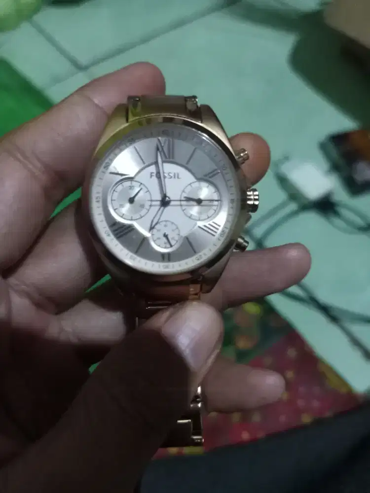 Jam tangan Fossil gold