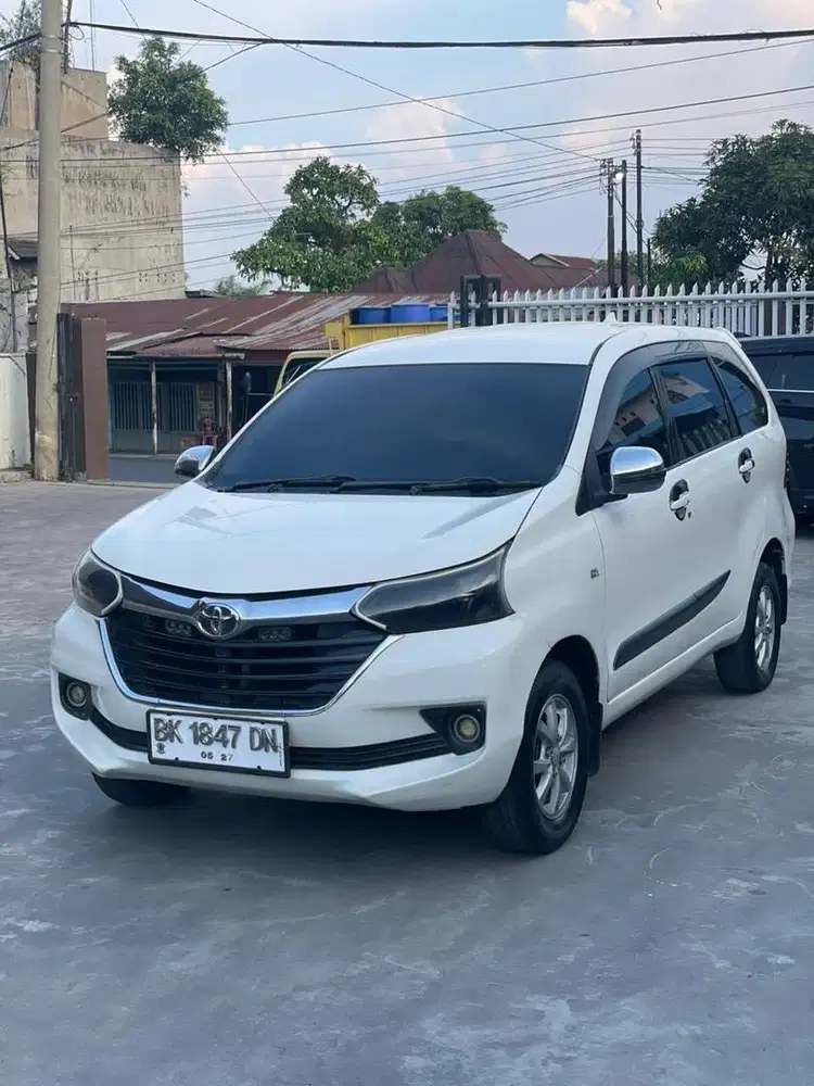 Toyota Avanza G Manual 2017 - pajak mati - plat on - nego tipis