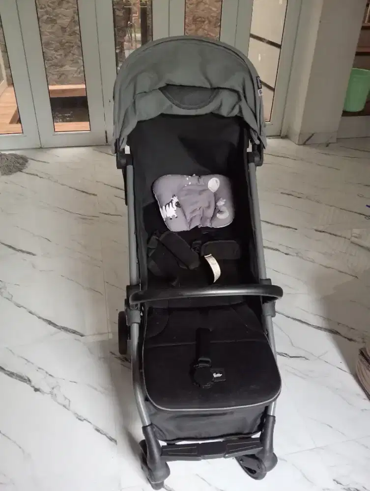 Stroller  baby - todler warna hitam