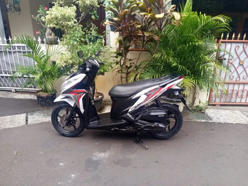 Vario 125 KZR THN  2014