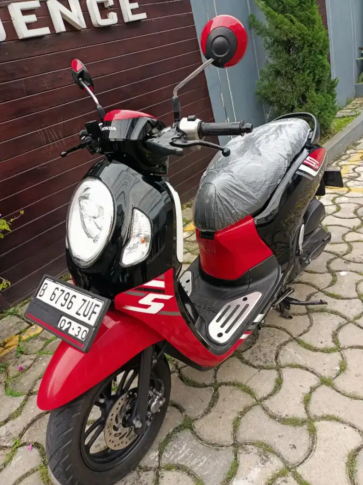 DIJUAL HONDA SCOOPY DONAT ORISINIL GRESS