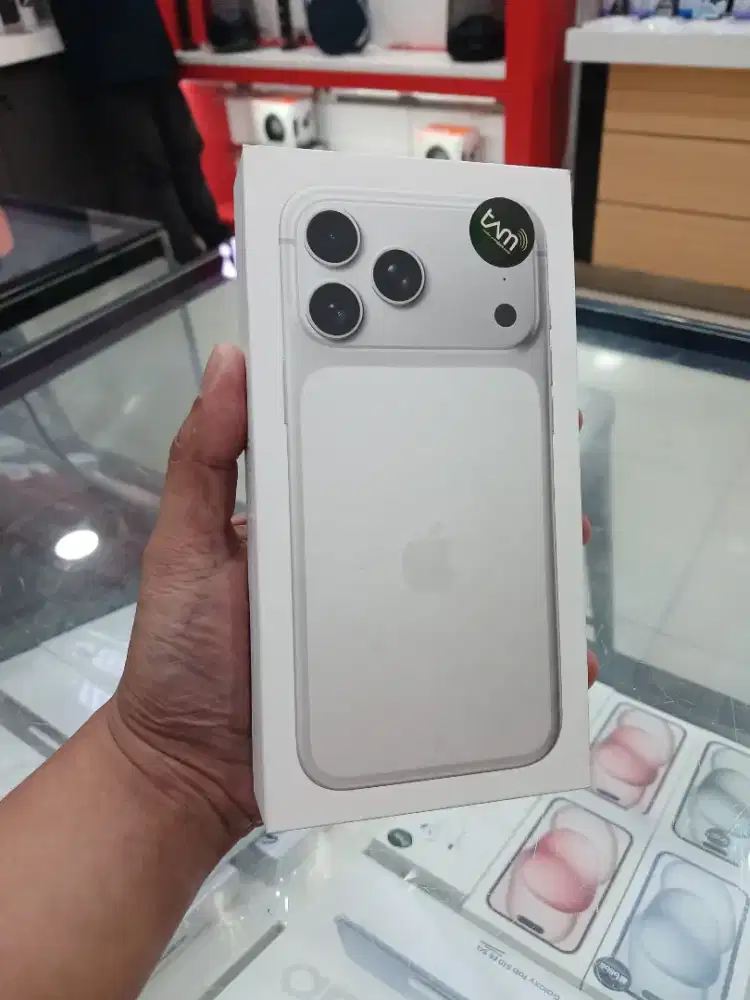 Iphone 17 Promax 256 Silver