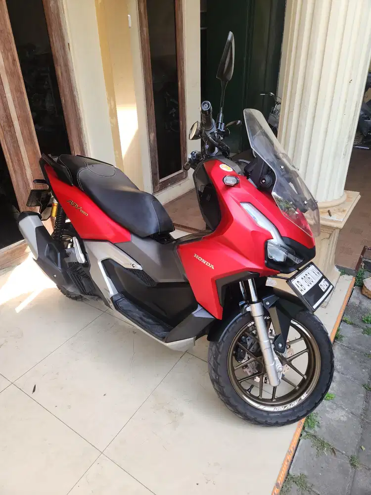 Adv 160 abs merah doff low km 5500an thn  2022 gbm