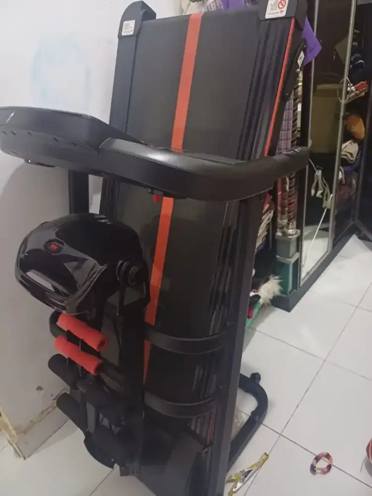 Dijual cepat tredmil