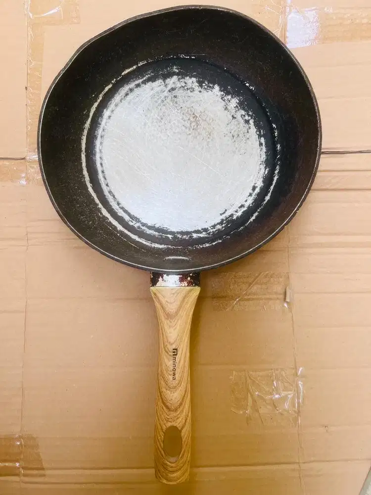 Wajan Teflon Yoshikawa Minowa Marble 28cm Bisa Kompor Gas Atau Induksi