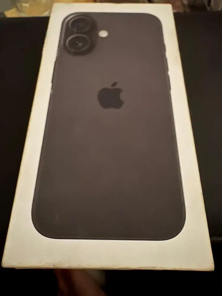 iphone 16 basic like new