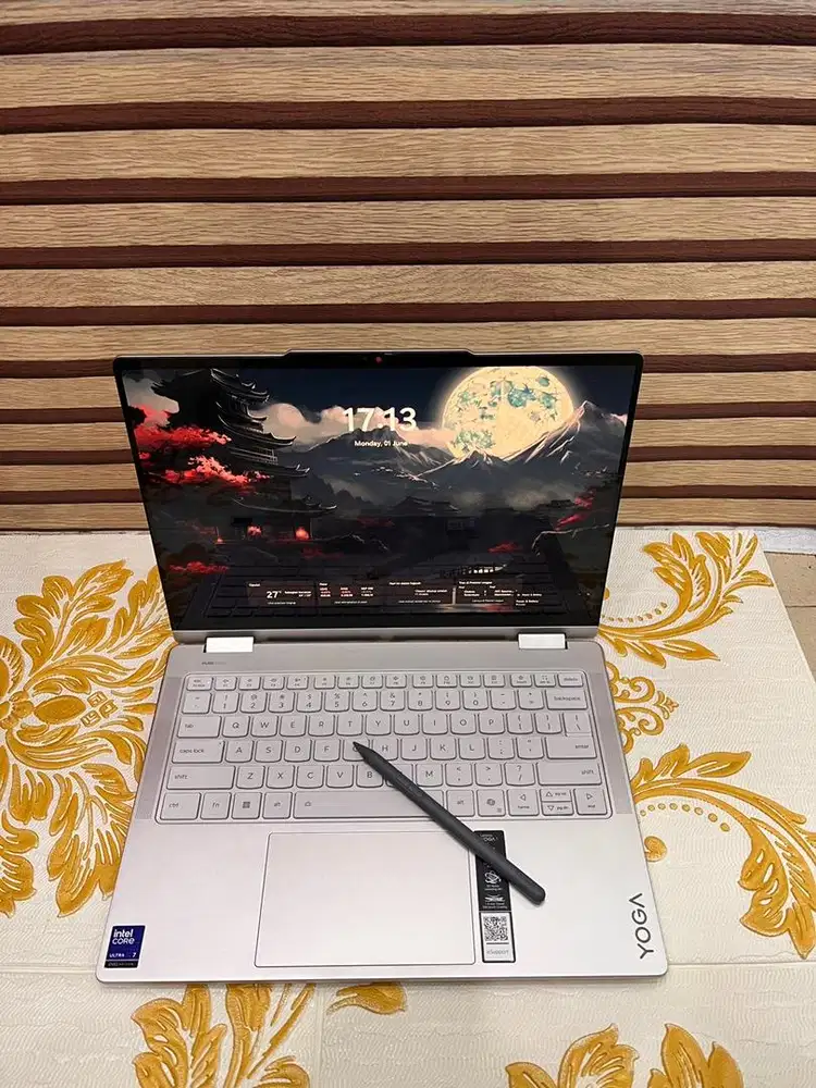 Lenovo Yoga 7 2-in-1 14ILL10| intel Ultra 7| 32GB 1TB Second Like New