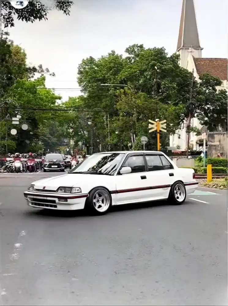 Honda vivic LX putih