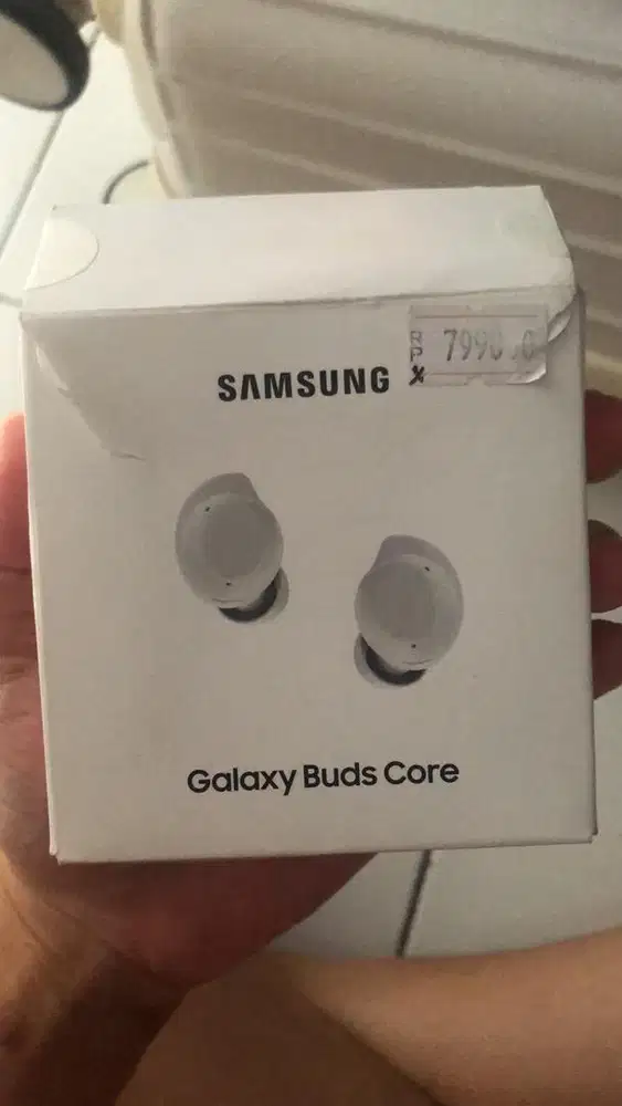 Galaxy buds core white