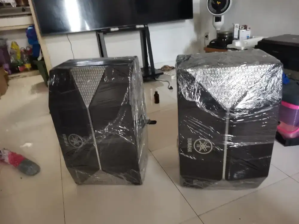 Speker karaoke Yamaha KMS2600