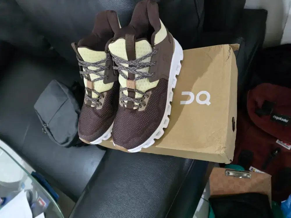 Sepatu QC (on cloud) Size 39