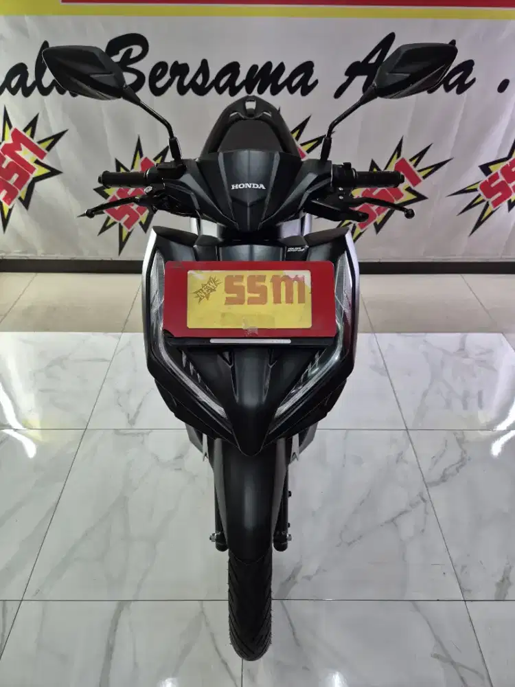 New H vario 125 keyless km 8800