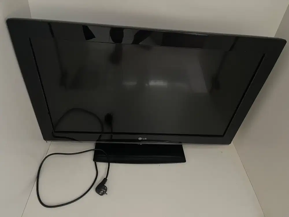 Tv LG mati total, fisik ga ada yg rusak