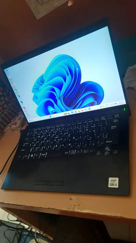 Laptop Sony Core i5 Gen 10 FHD Slim Ringan