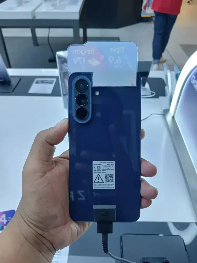 SAMSUNG GALAXY A57