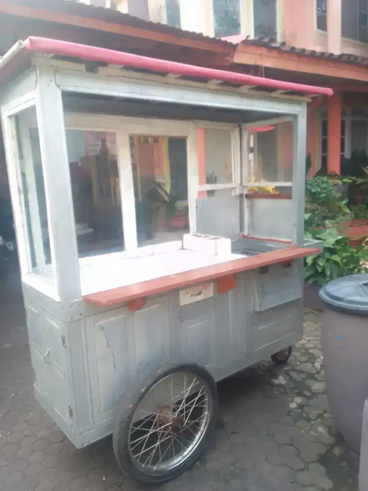 Jual segera gerobak bekas gorengan dan bubuk ayam