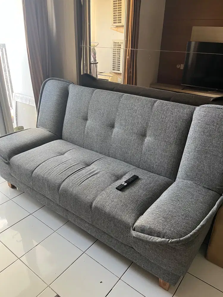 Sofa bed informa depan tv bekas berkualitas