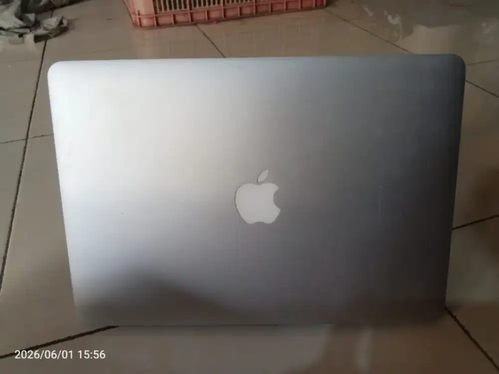 Macbook air core i5