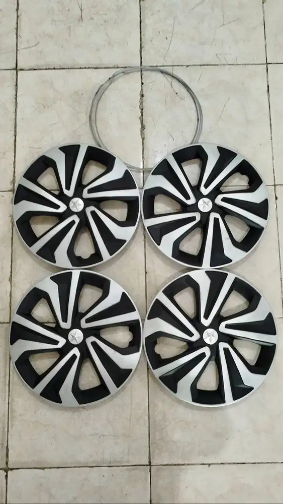 Dop Velg Ring 14 Universal Lengkap 1 set (4 buah)