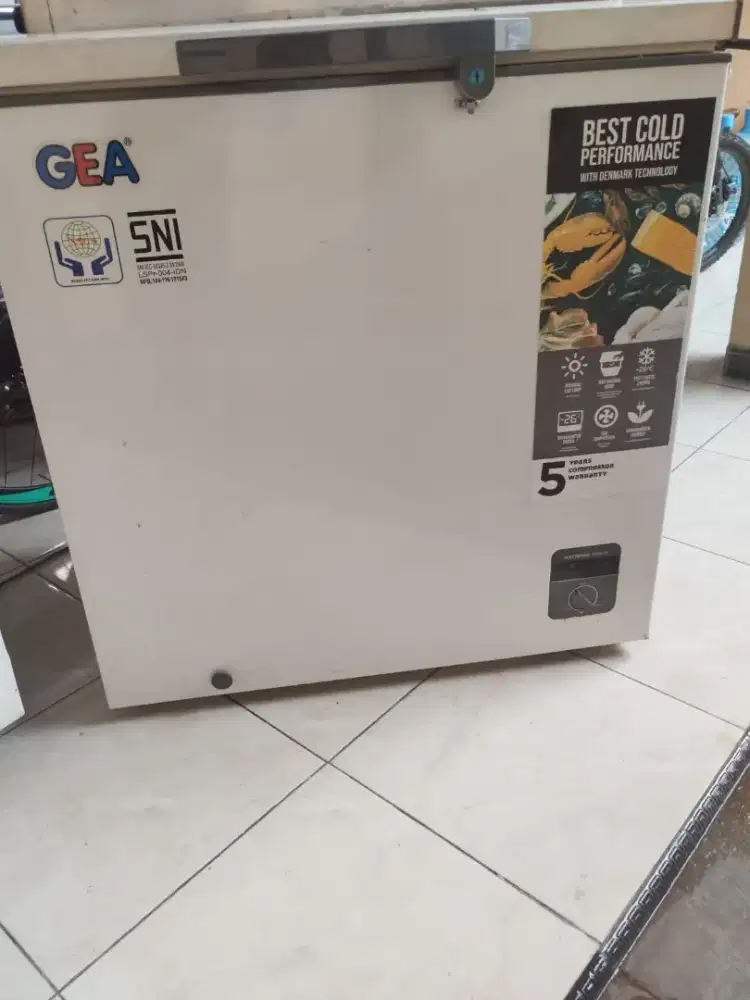 Kulkas freezer besar 1 pintu