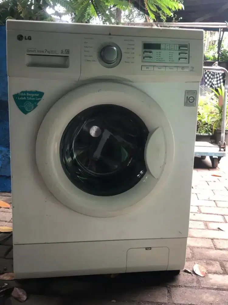 Mesin Cuci LG 7kilo Digital Front loading