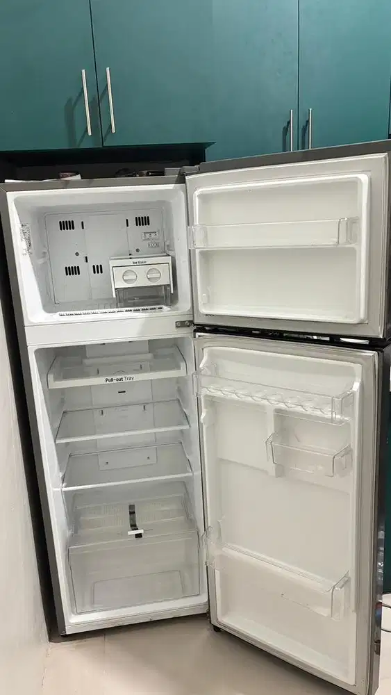Kulkas LG 2 pintu INVERTER