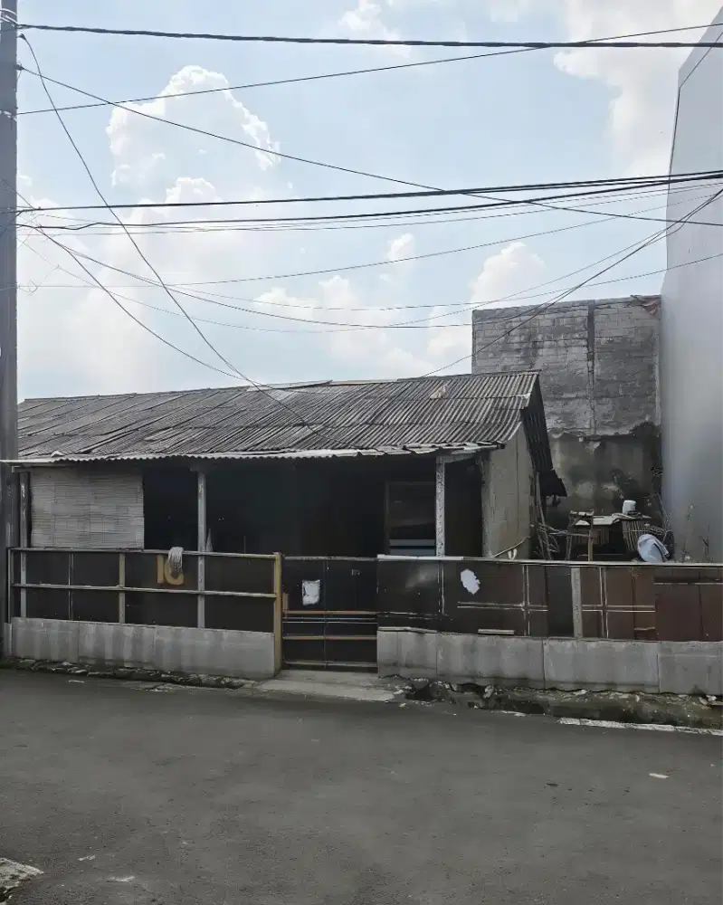 Di Jual Rumah Perum Suradita